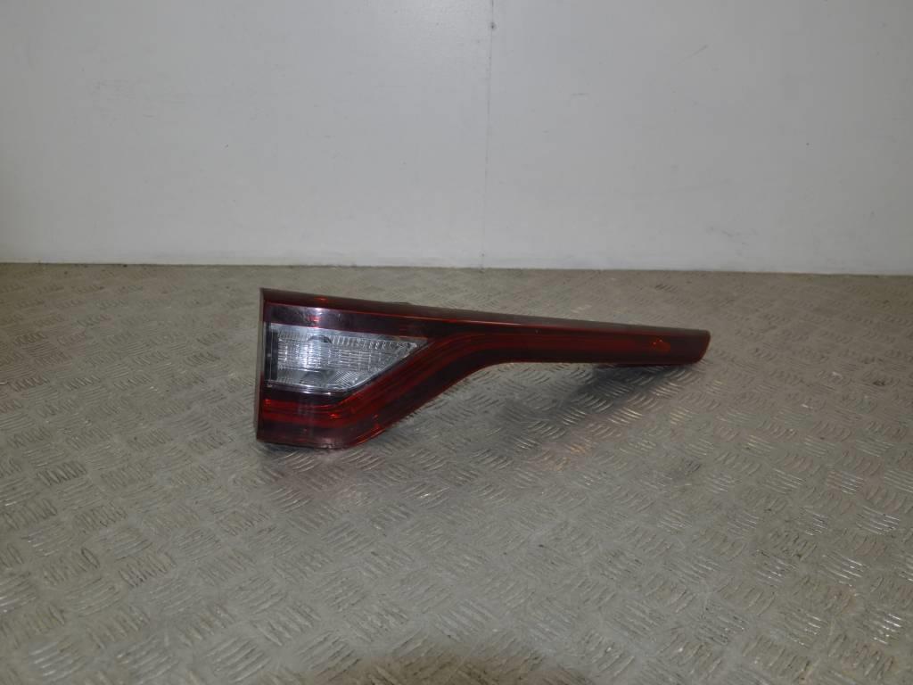 Фонарь крышки багажника левый