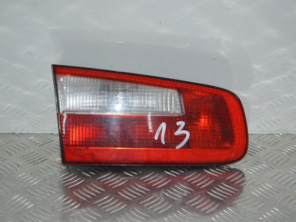 Фонарь крышки багажника правый