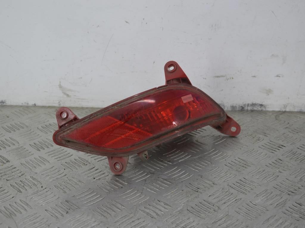 Фонарь противотуманный правый