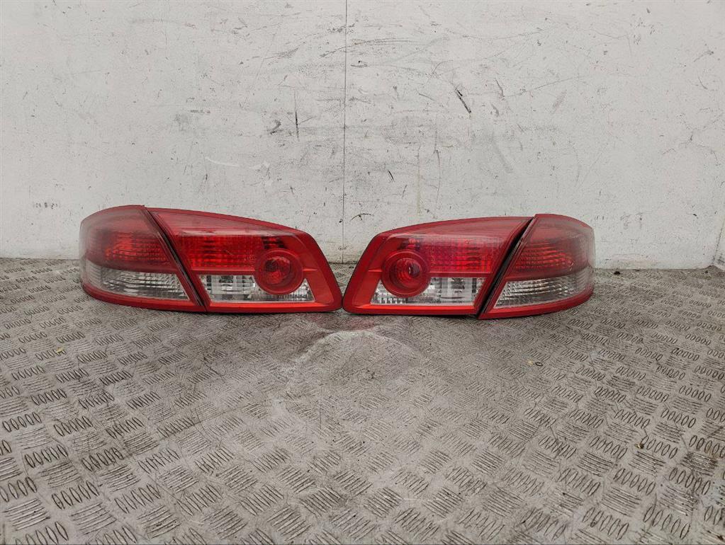 Фонарь задний (комплект)