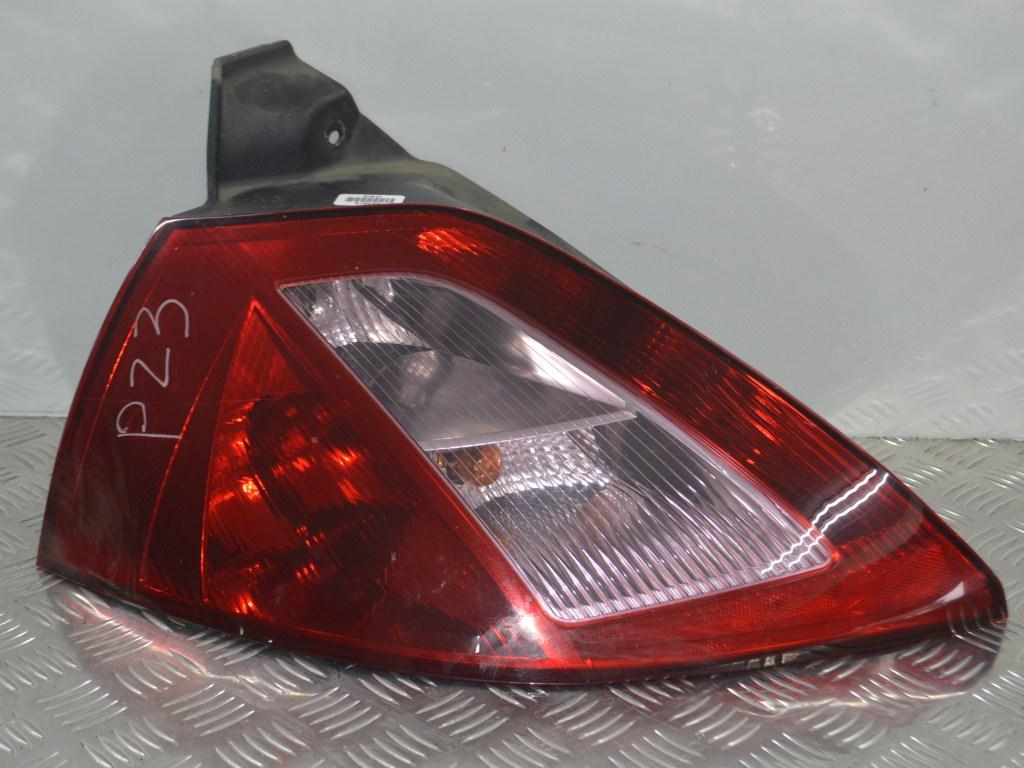 Фонарь задний левый Renault Megane 2 (2002-2008) 8200073236