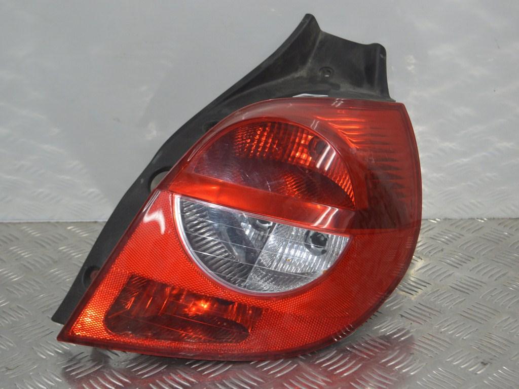Фонарь задний правый