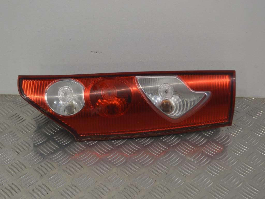 Фонарь задний правый Renault Kangoo 2 (2007-2019) 8200419945, 8200419952