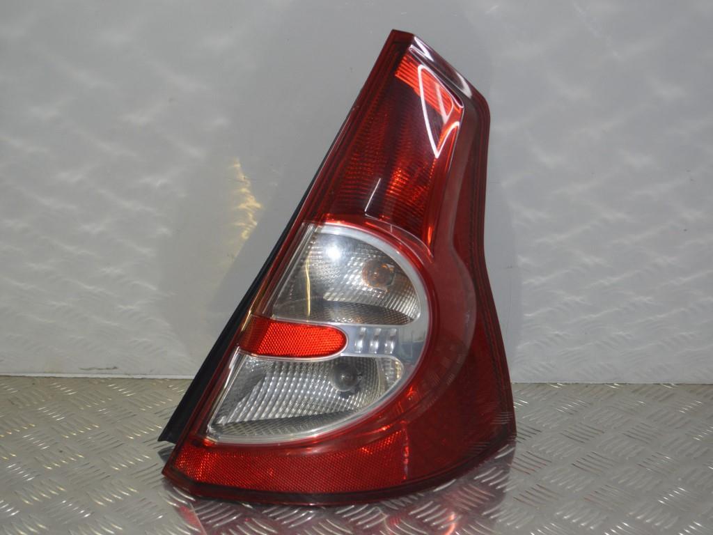 Фонарь задний правый Renault Sandero 1 (2009-2014) 8200734824