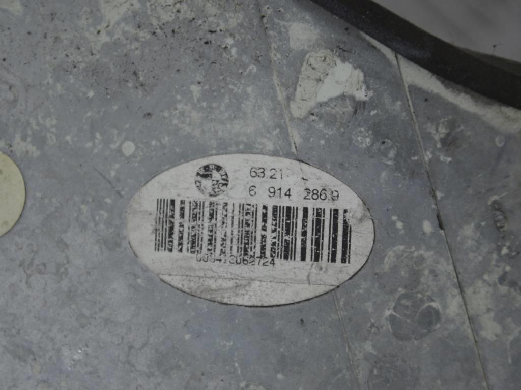 Фонарь задний правый