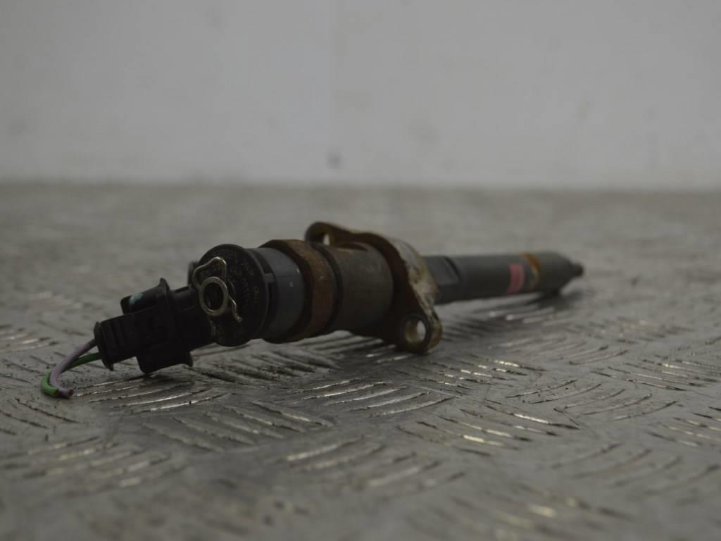 Форсунка Peugeot 308 (2007-2018) 0445110297