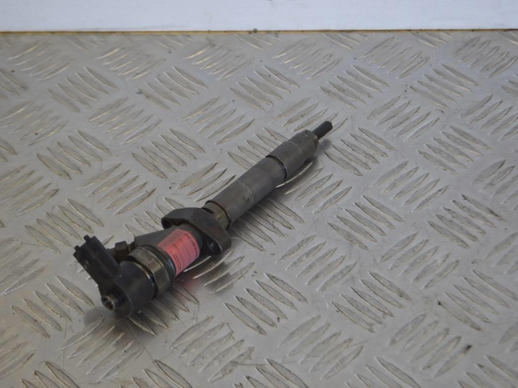 Форсунка Renault Laguna 2 (2001-2007) 8200084534, 0445110084
