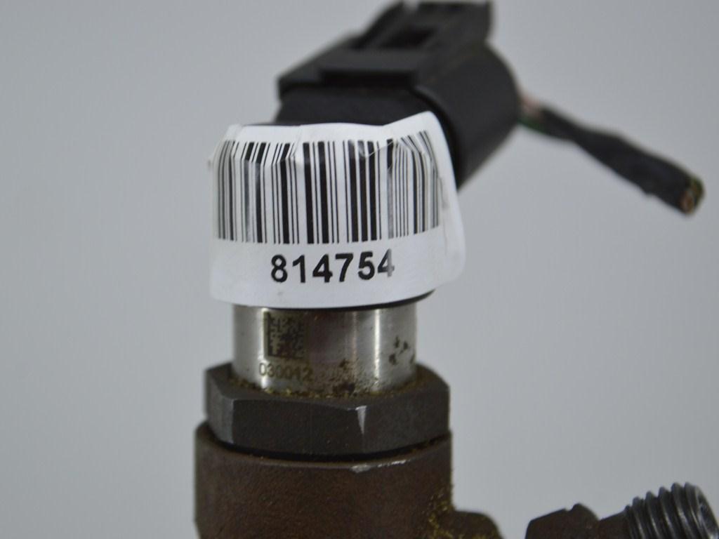 Форсунка Renault Laguna 3 (2007-2015) 8200294788, 8200842205