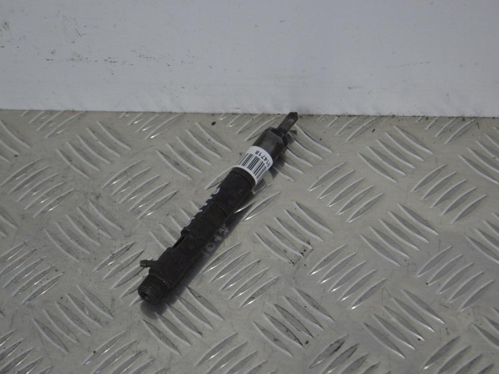 Форсунка Renault Scenic 2 (2003-2009) 101Z