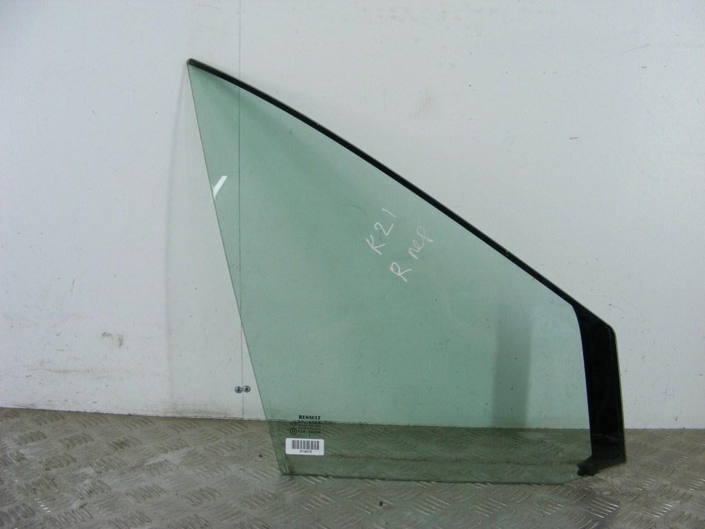 Форточка передняя правая