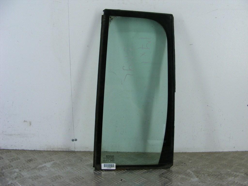 Форточка задняя левая