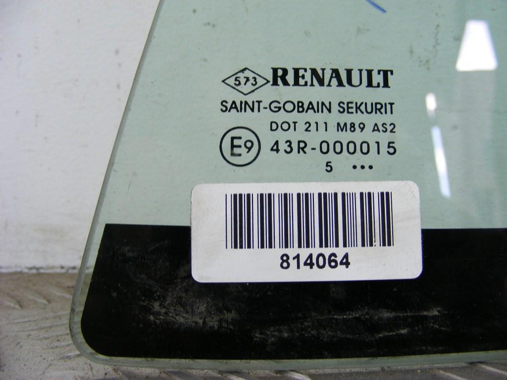 Форточка задняя левая