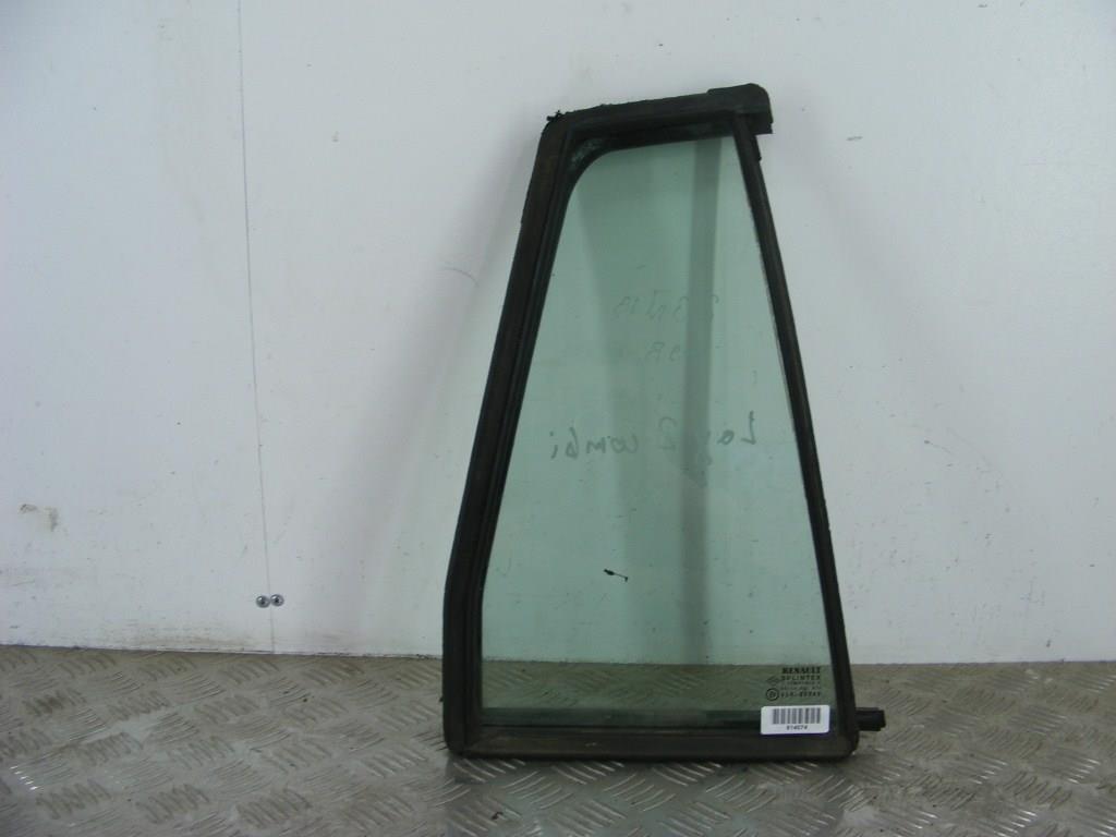 Форточка задняя правая