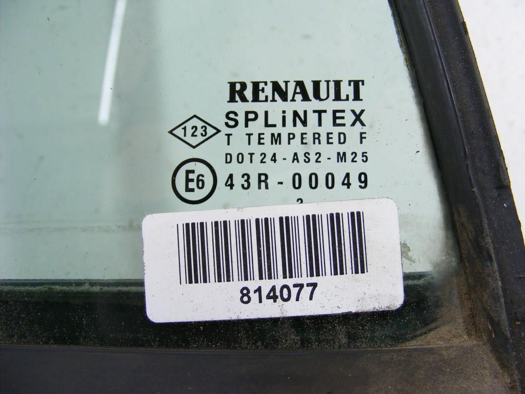 Форточка задняя правая