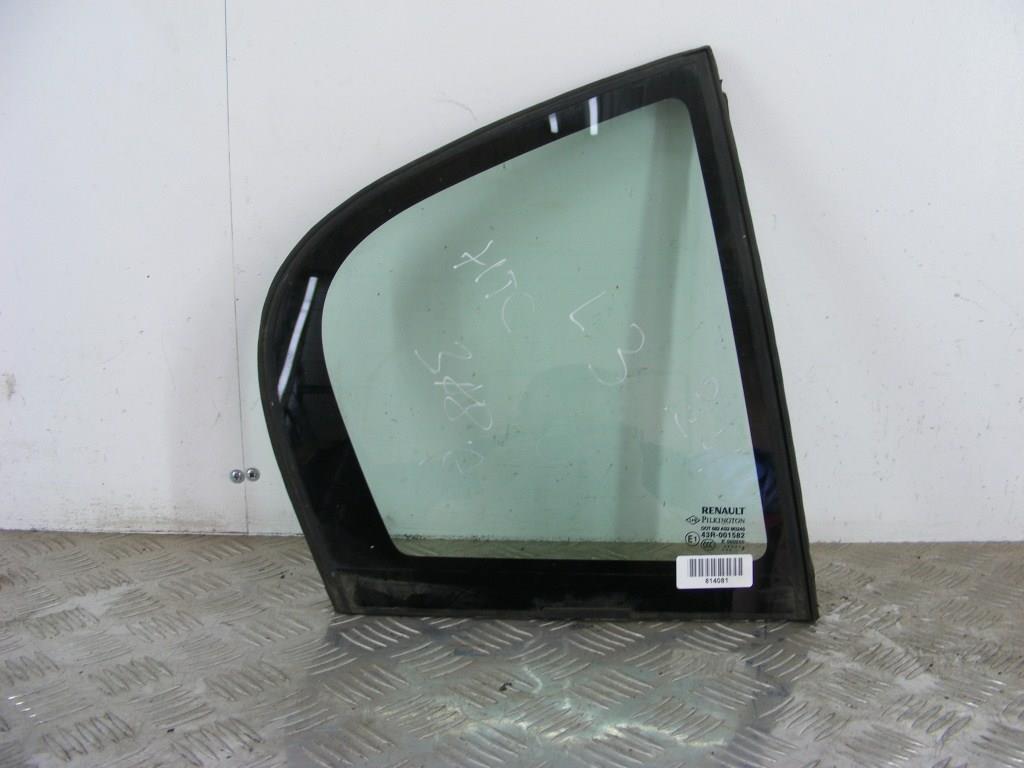 Форточка задняя правая