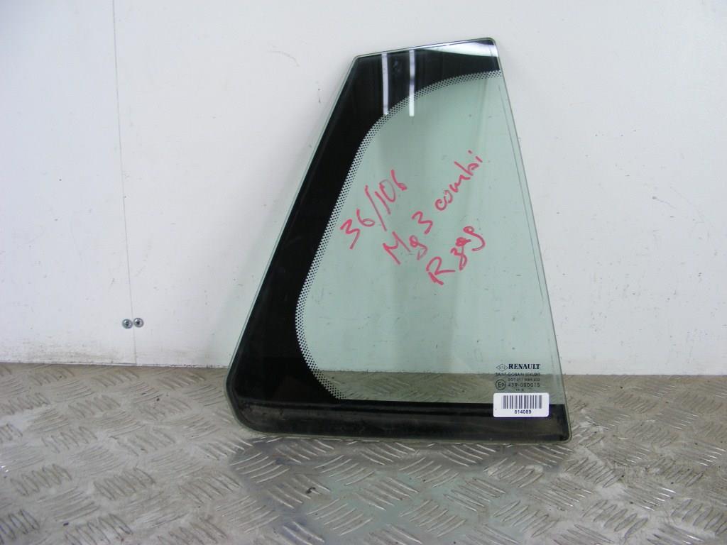 Форточка задняя правая