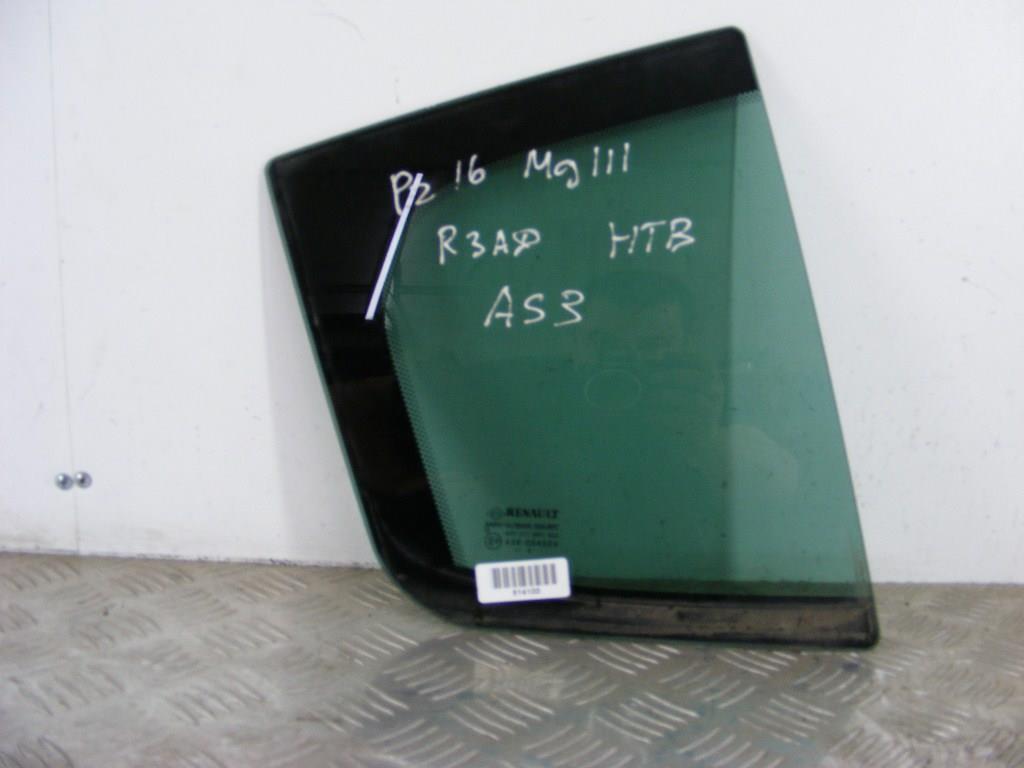 Форточка задняя правая