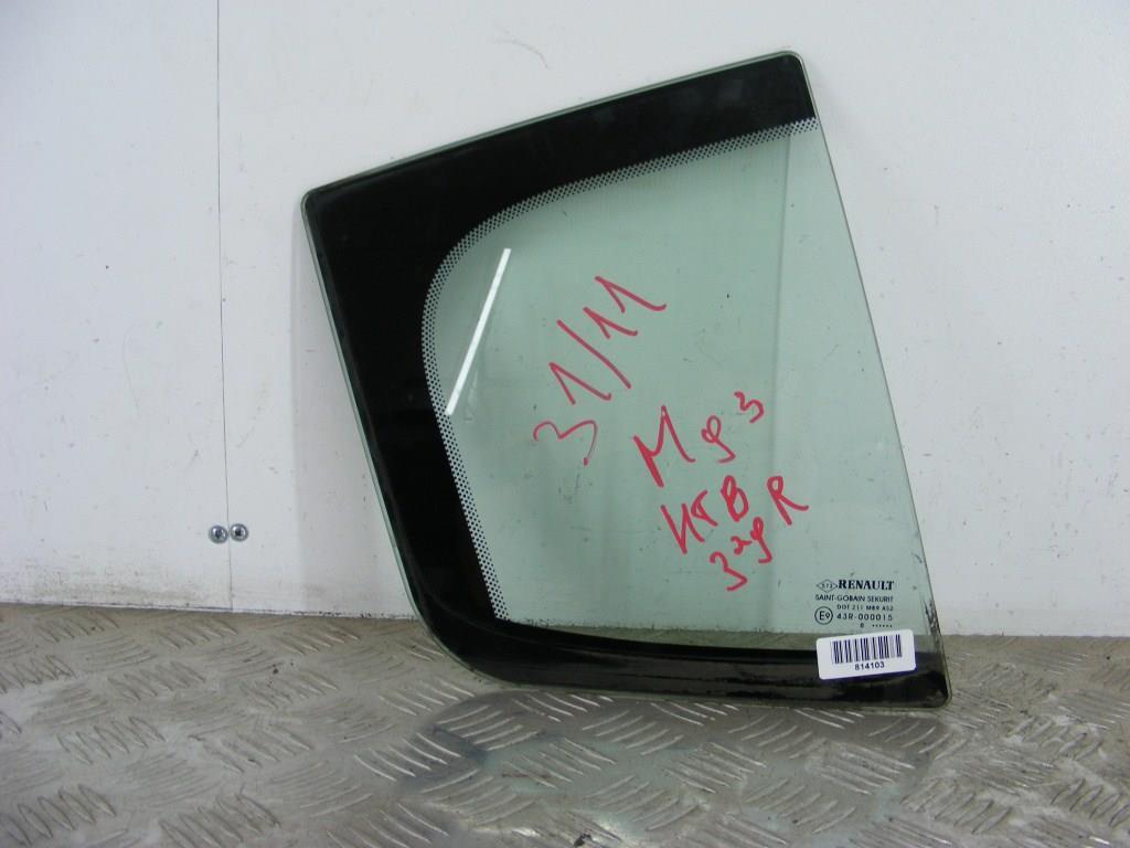 Форточка задняя правая