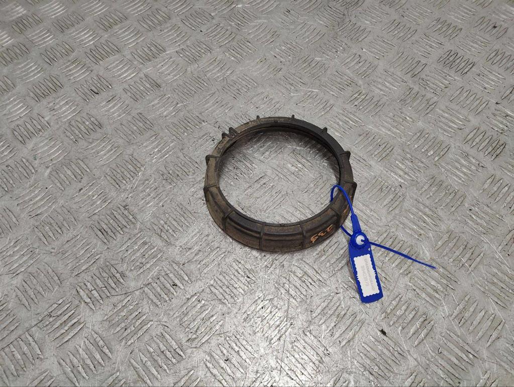 Гайка топливного насоса