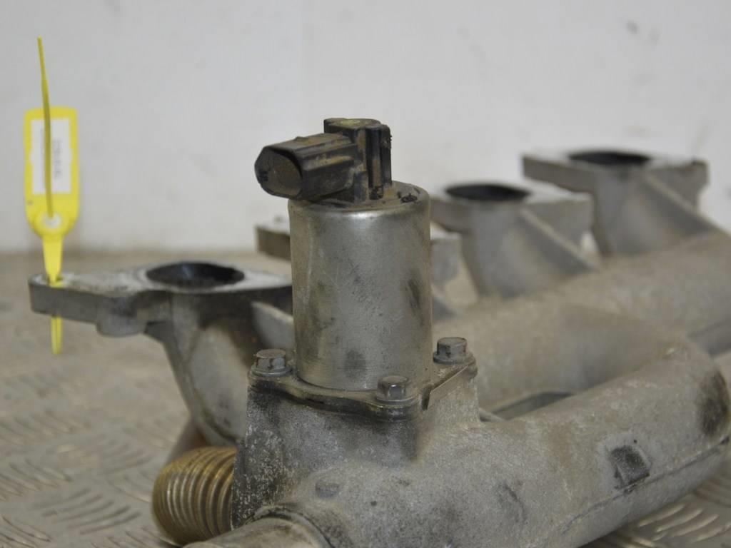 Клапан EGR Renault Scenic 1 (1996-2003) 7700107471, 8200360200