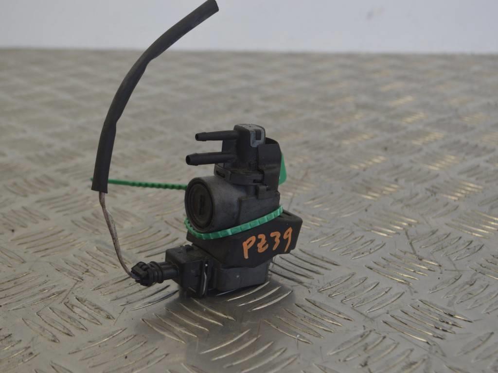 Клапан управления турбиной (актуатор) Renault Megane 3 (2008-2019) 149568021R