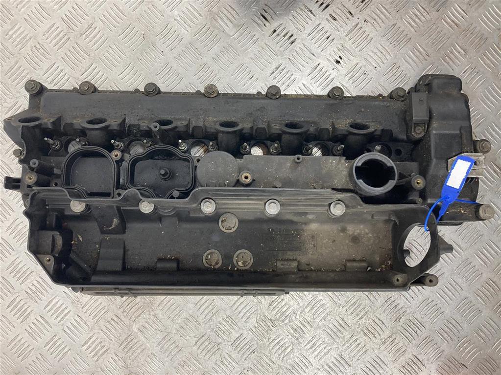 Клапанная крышка