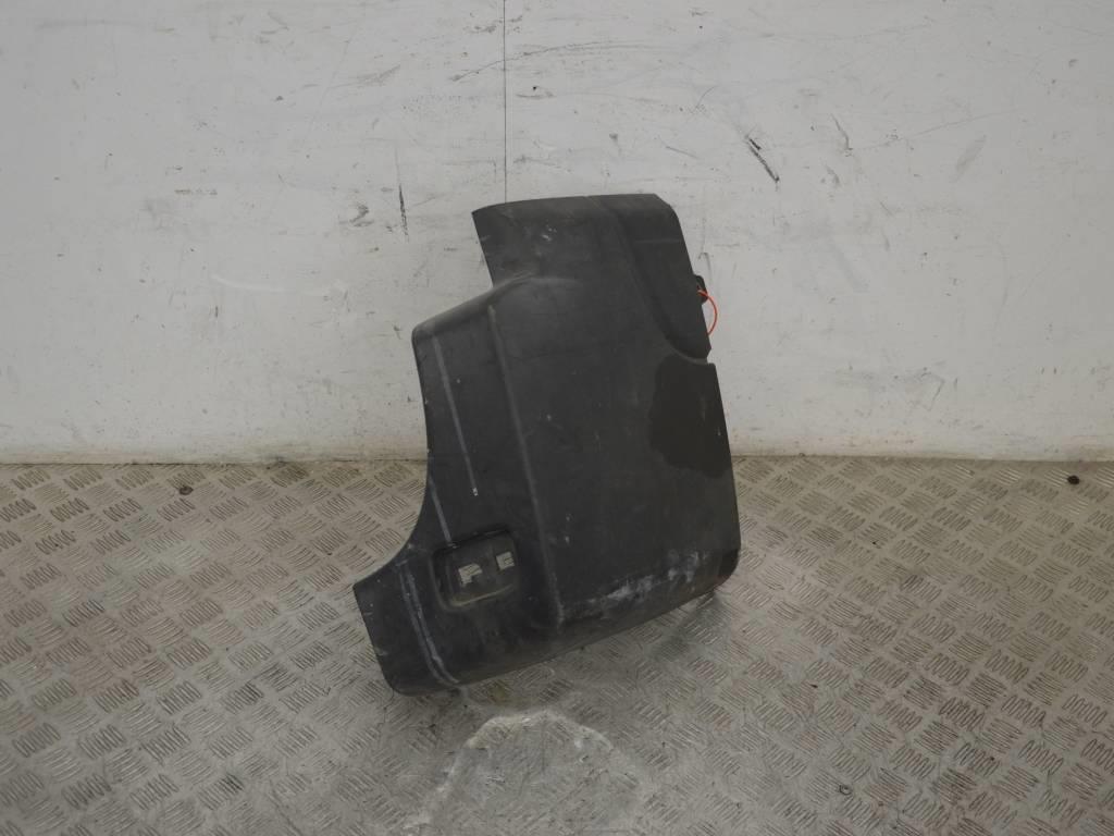 Клык бампера задний правый