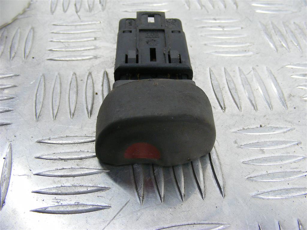 Кнопка аварийной сигнализации Renault Megane 1 (1996-2002)