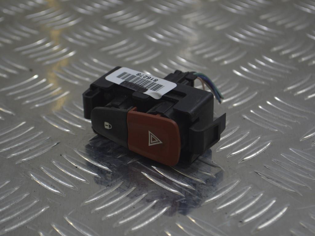 Кнопка аварийной сигнализации