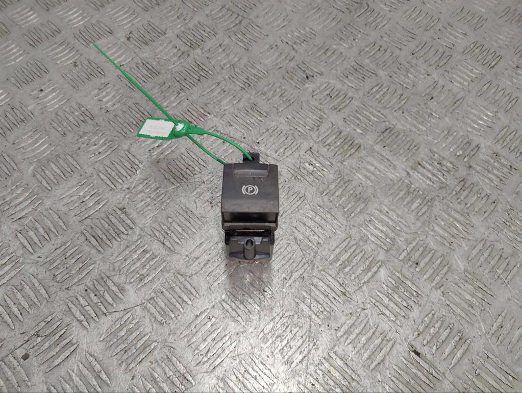 Кнопка ручного тормоза (ручника)