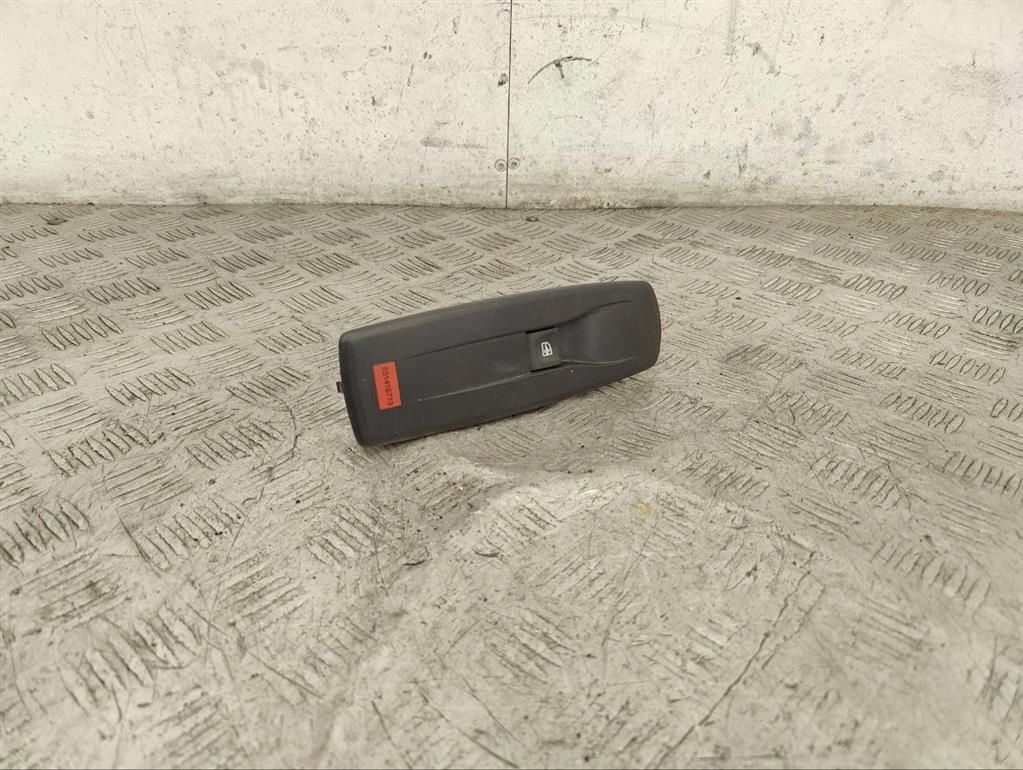 Кнопка стеклоподъемника переднего правого