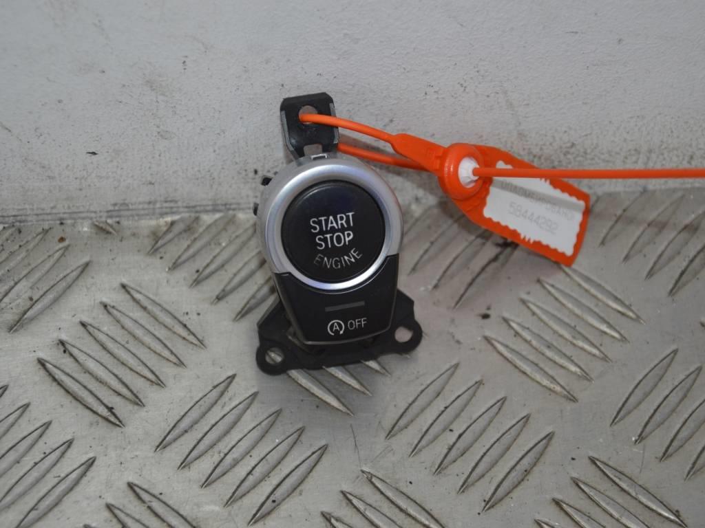 Кнопка запуска двигателя