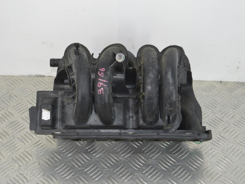 Коллектор впускной Renault Sandero 1 (2009-2014) 7700273860