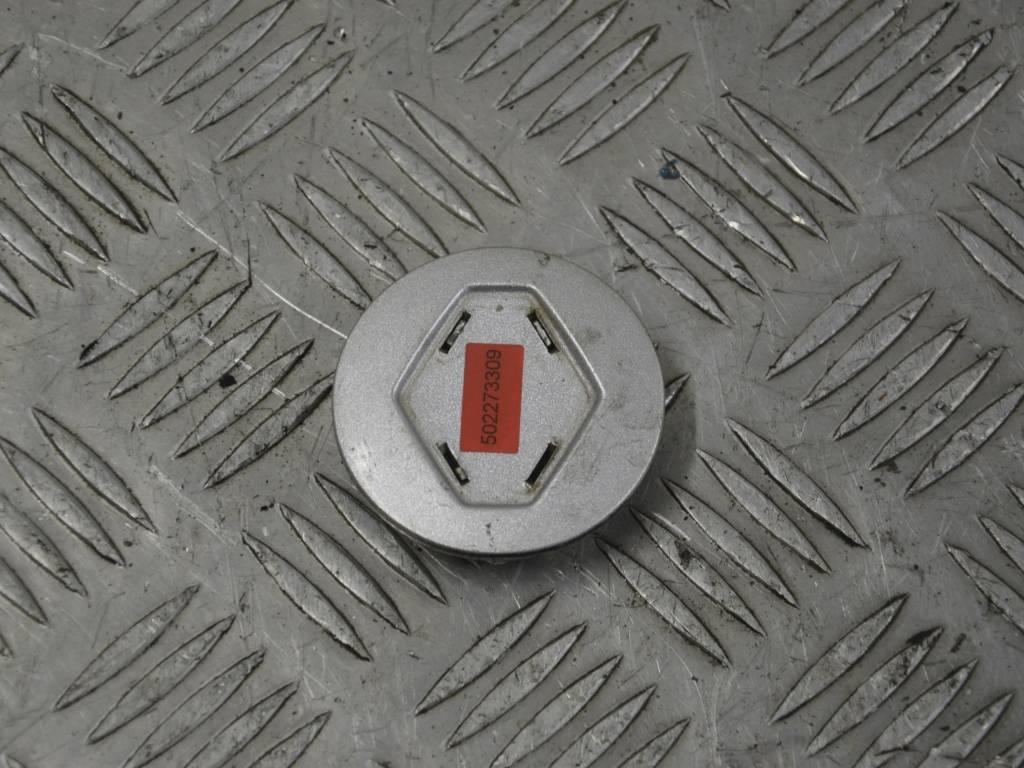 Колпачок литого диска