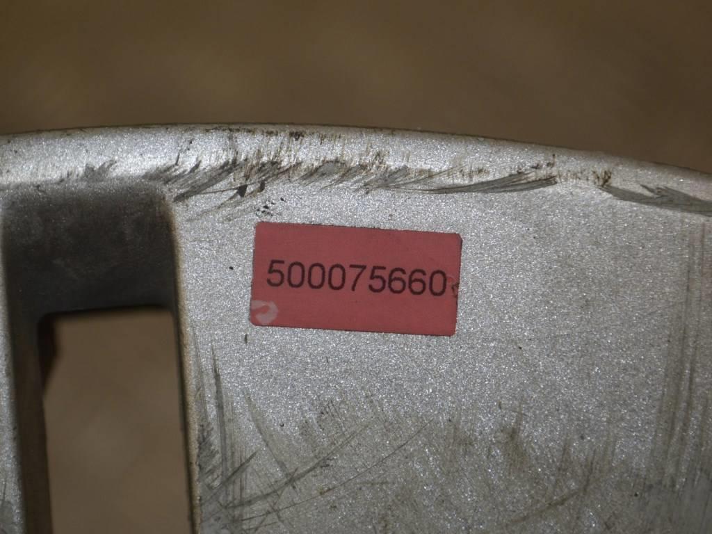 Колпак колесный Renault Megane 2 (2002-2008) 8200114723