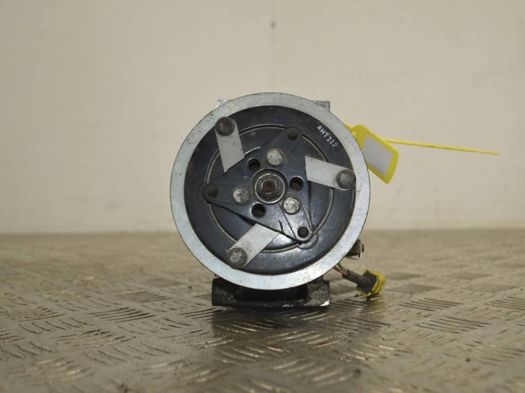 Компрессор кондиционера Peugeot 207 (2006-2013) 9671216280