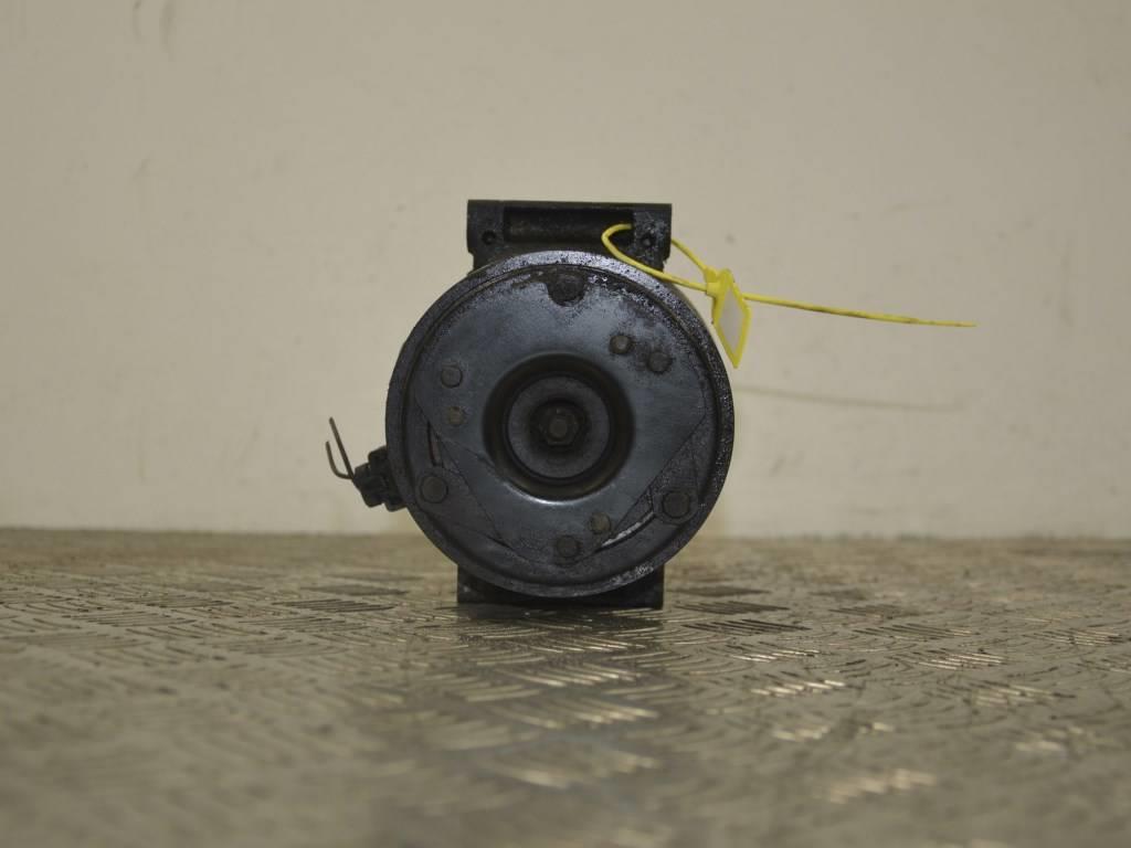 Компрессор кондиционера Renault Espace 3 (1996-2002) 7700105765