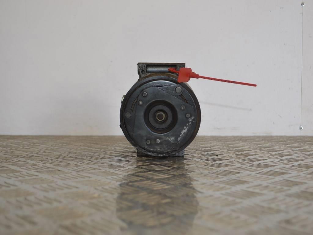 Компрессор кондиционера Renault Espace 4 (2003-2010) 8200343375