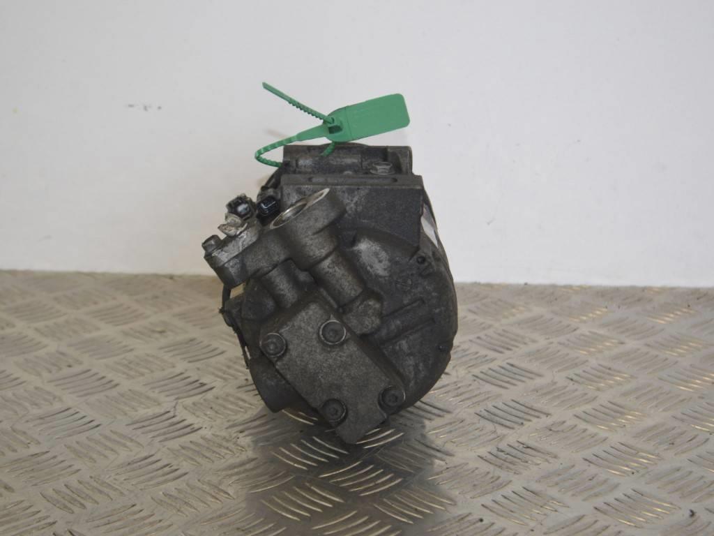 Компрессор кондиционера Renault Laguna 3 (2007-2015) 8200720417