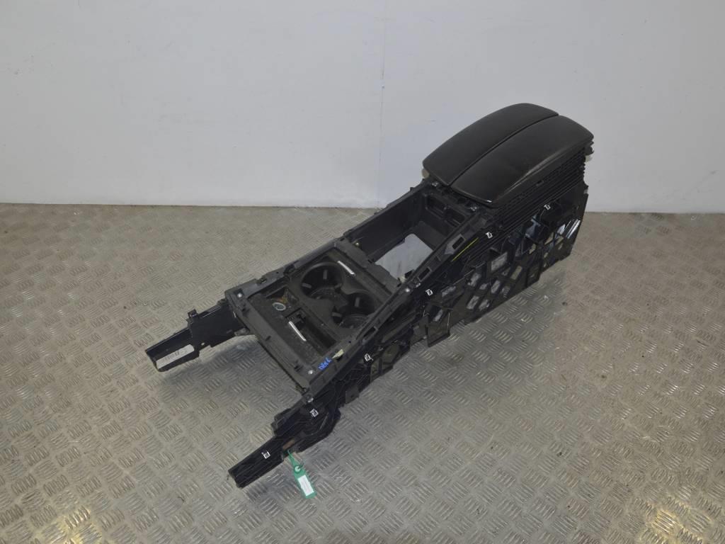 Консоль салона (кулисная часть)