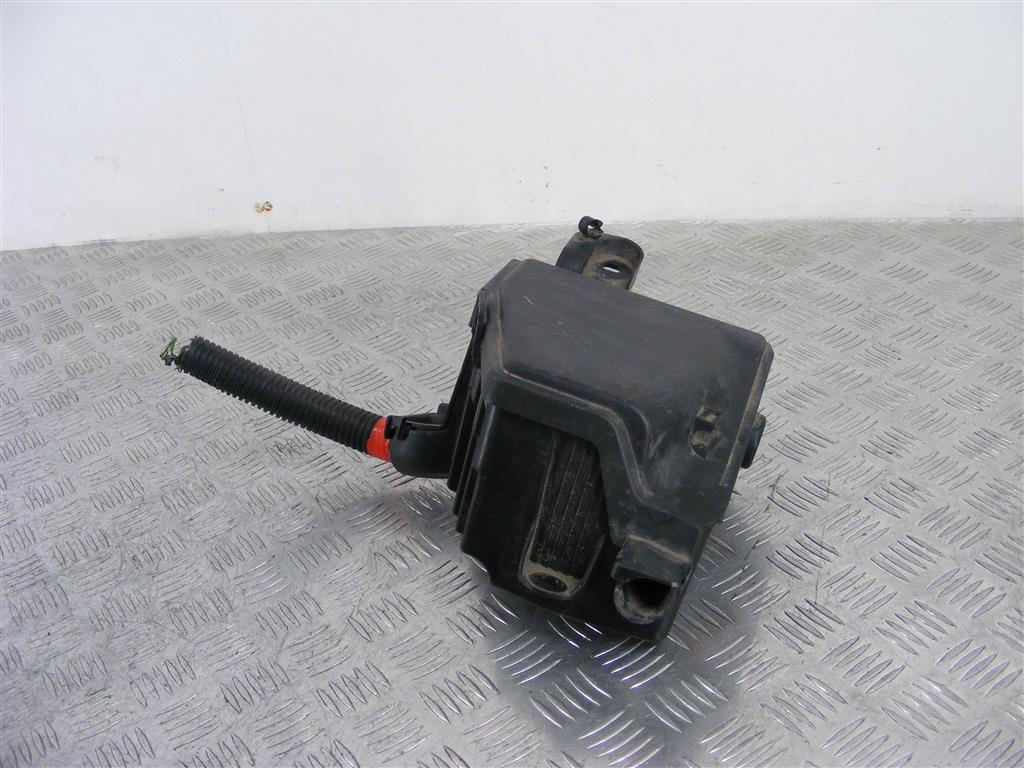 Короб предохранителей Renault Logan 1 (2004-2014) 8200430036