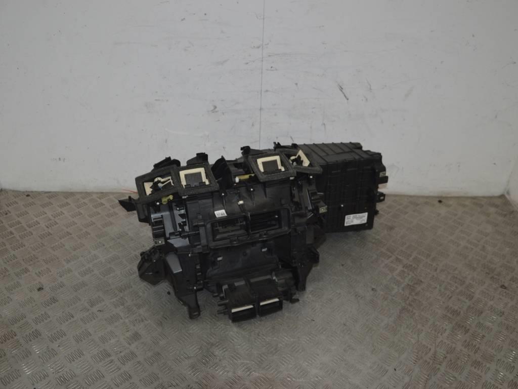 Корпус отопителя (печки)