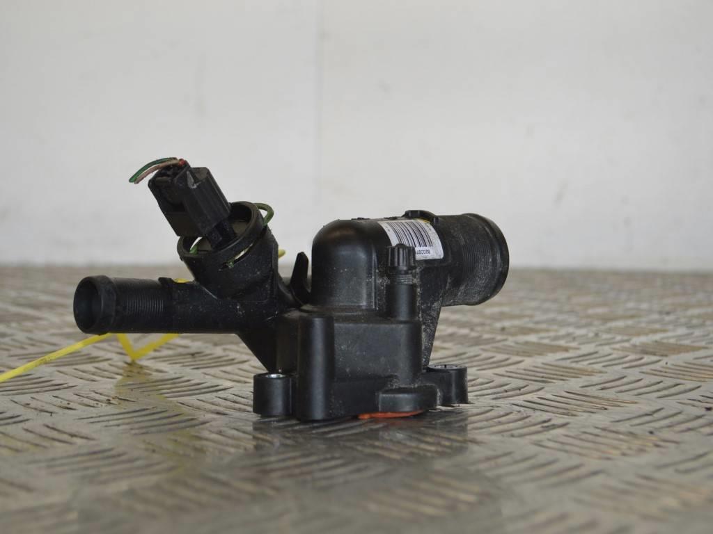 Корпус термостата Renault Master 3 (2010-2019) 8200978549