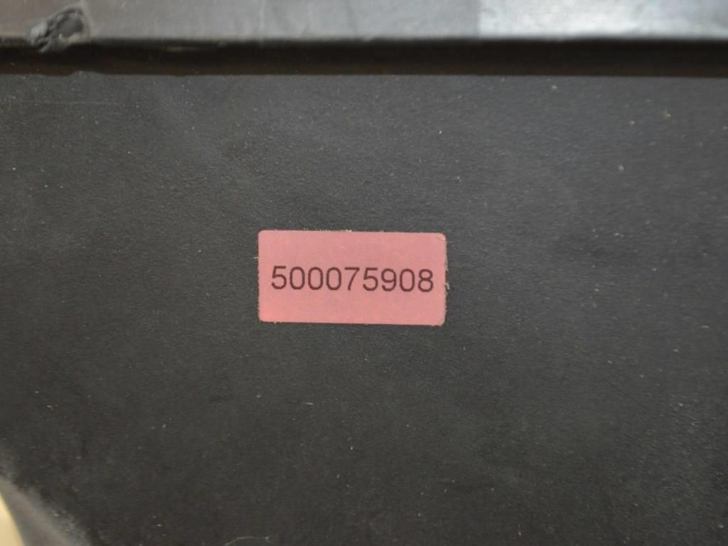 Корпус воздушного фильтра Renault Megane 2 (2002-2008) 8200369798, 8200369775, 8200340661, 8200437239