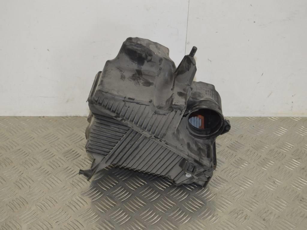 Корпус воздушного фильтра Renault Scenic 2 (2003-2009) 8200545280, 8200545282