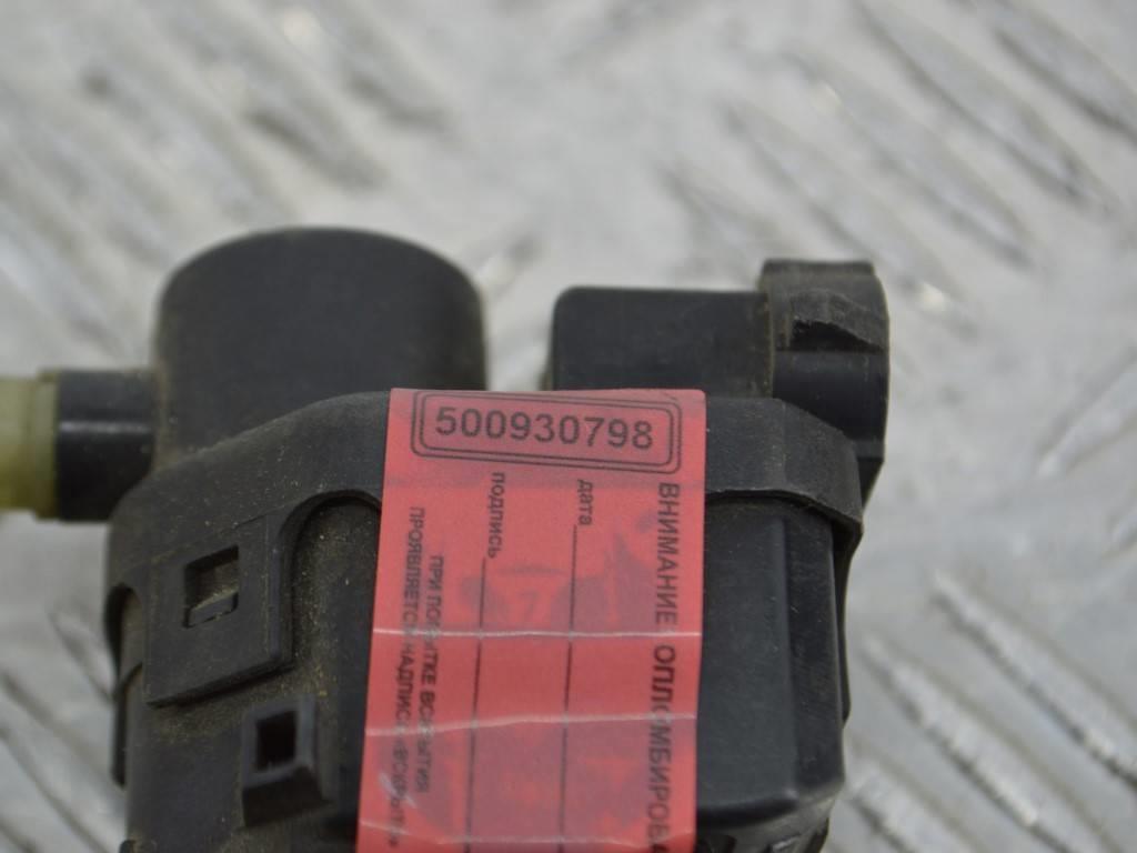 Корректор фар Renault Scenic 2 (2003-2009) 7700420737