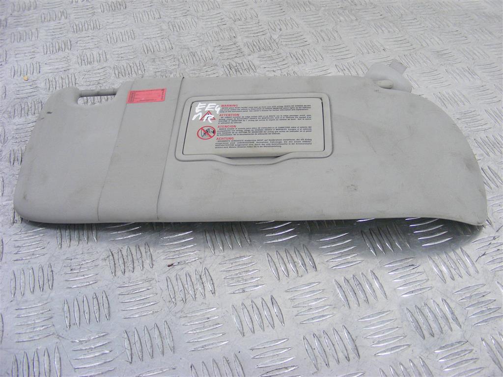 Козырек солнцезащитный