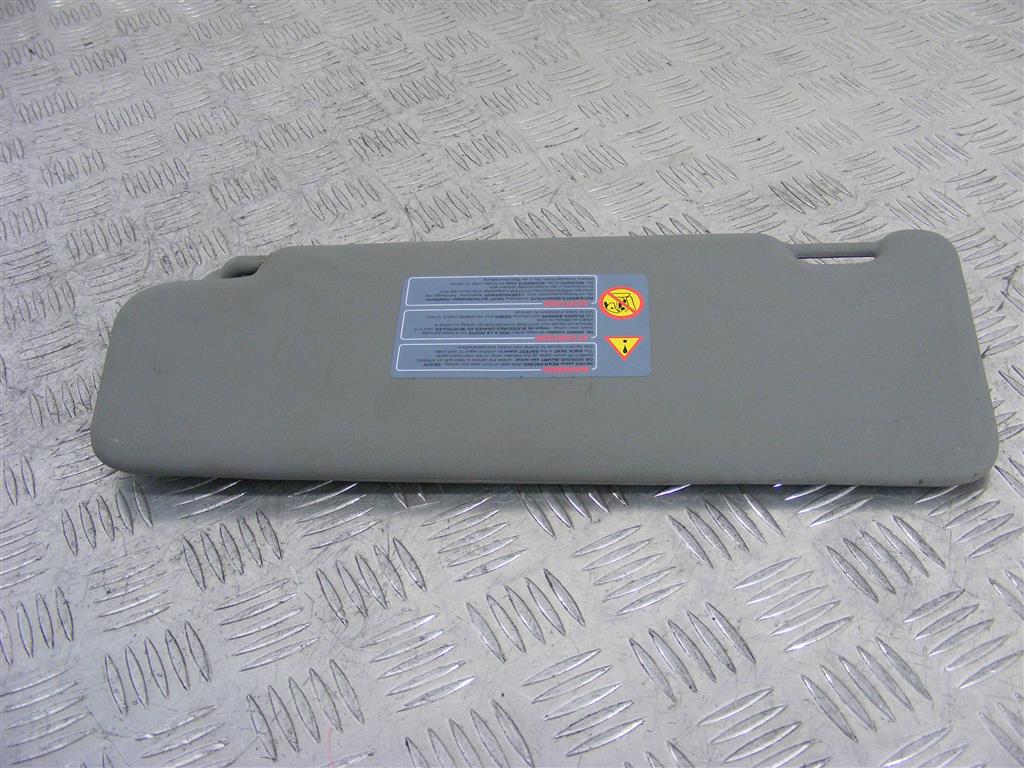 Козырек солнцезащитный