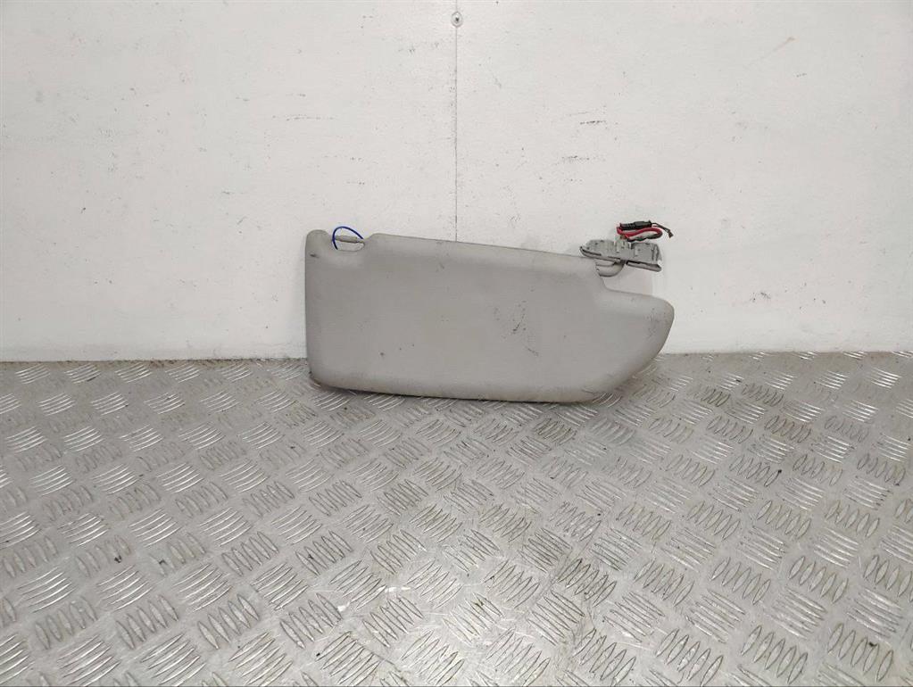 Козырек солнцезащитный