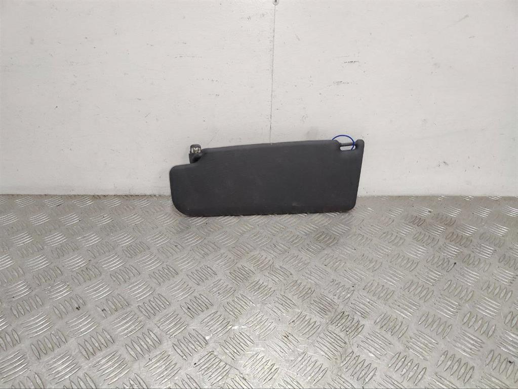 Козырек солнцезащитный